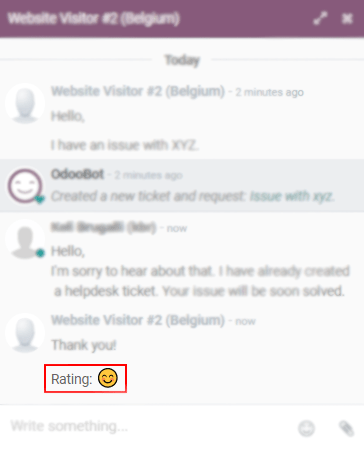 Vista de una ventana de chat desde la perspectiva del operador con énfasis en una calificación en el Chat en vivo de Odoo